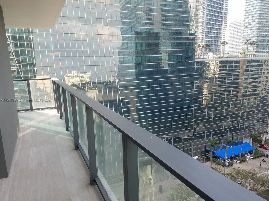 Condo in Miami, Florida, United States 2 - 17206254