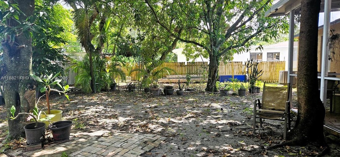 House in Miami, Florida, United States 3 - 17202160