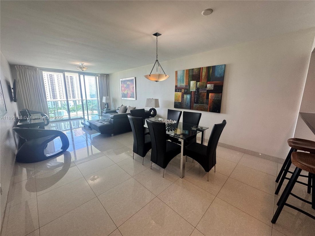 Condo in Sunny Isles Beach, Florida, United States 3 - 17208468