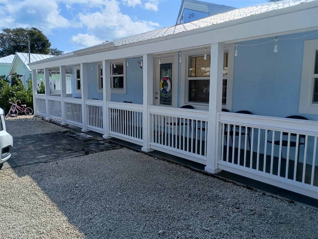 House in Key Largo, Florida, United States 1 - 17206003