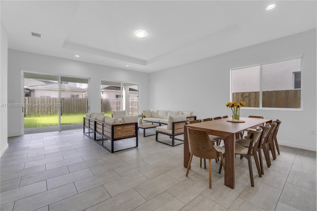 House in Miami, Florida, United States 2 - 17203324