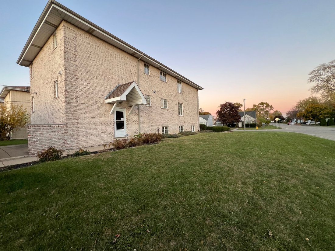 La Grange, Illinois, United States 3 - 17204439