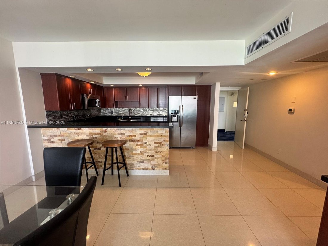 Condo in Sunny Isles Beach, Florida, United States 5 - 17208468