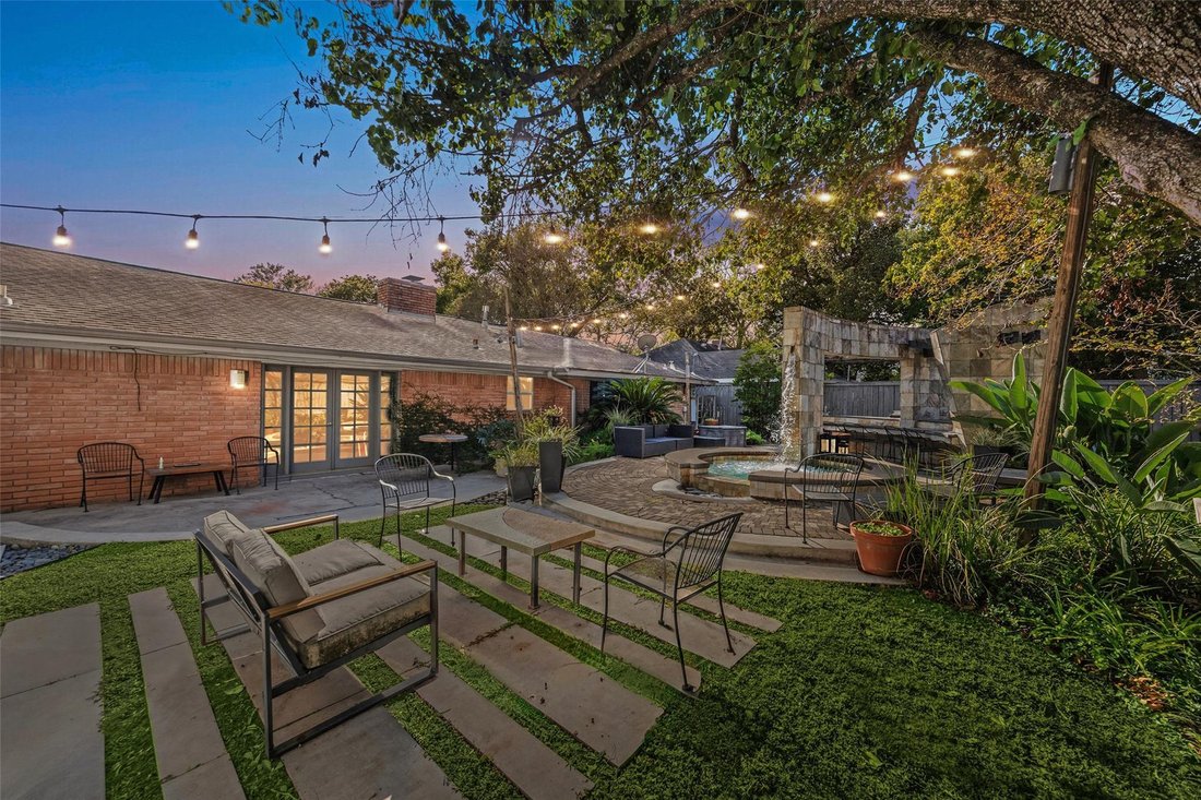 House in Houston, Texas, United States 1 - 17206936