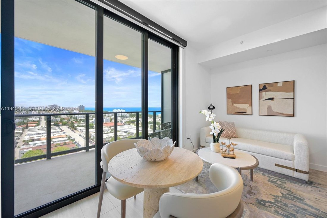 Condo in Miami Beach, Florida, United States 3 - 17202490