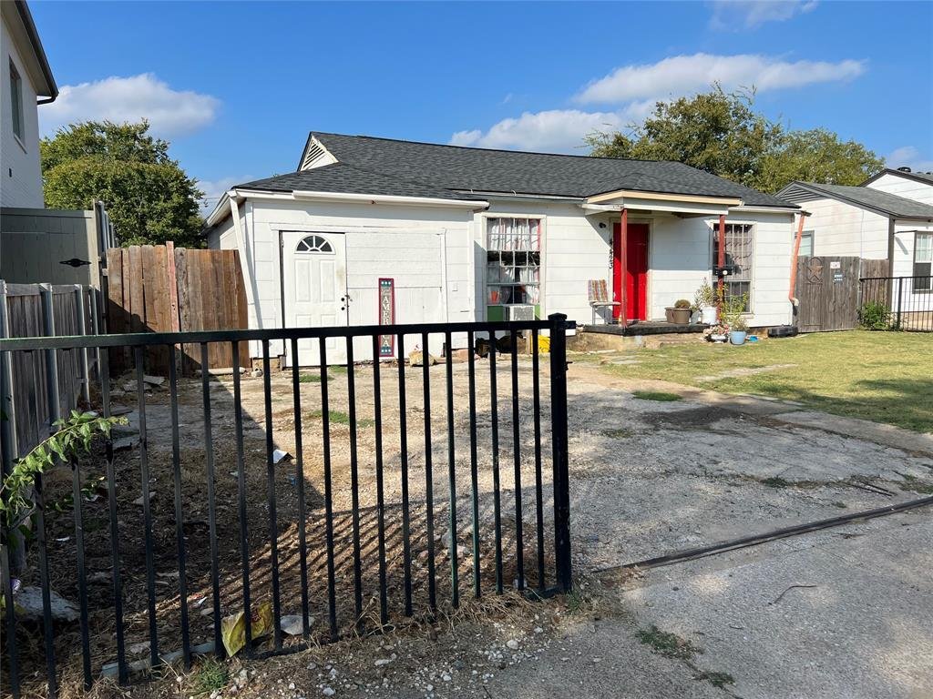 House in Dallas, Texas, United States 1 - 17213938