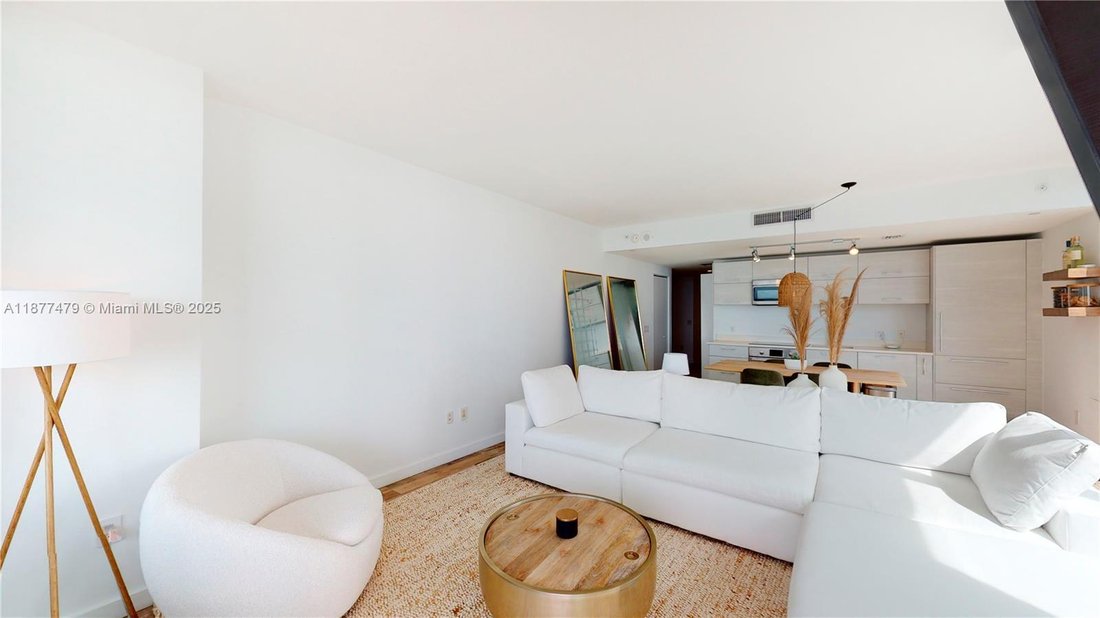 Condo in Miami, Florida, United States 3 - 17203822