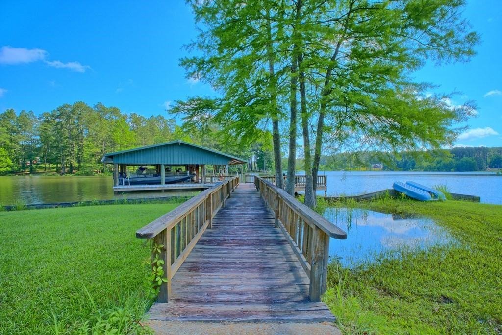 House in Burkeville, Texas, United States 5 - 17209282
