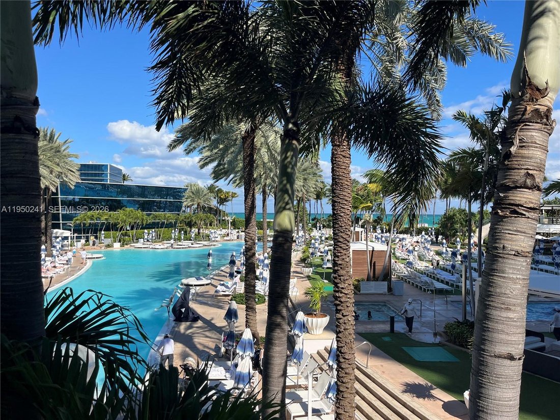 Condo in Miami Beach, Florida, United States 1 - 17202428