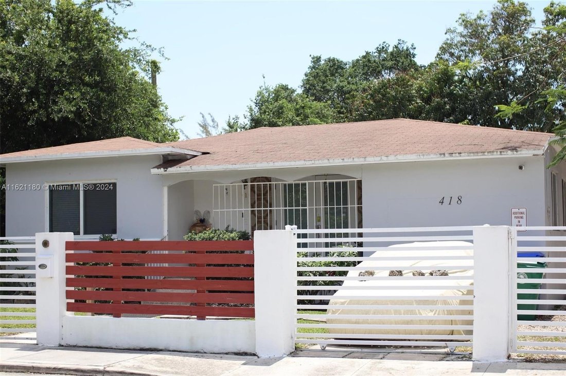 Miami, Florida, United States 1 - 17205385