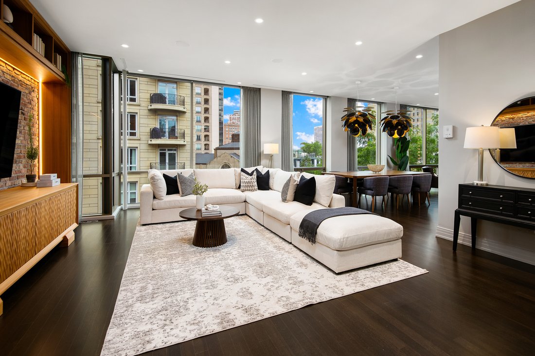 Condo in Chicago, Illinois, United States 3 - 17205377