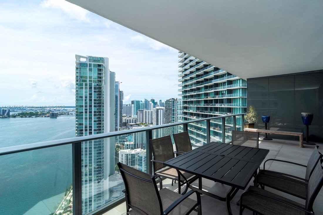 Condo in Miami, Florida, United States 1 - 17205687