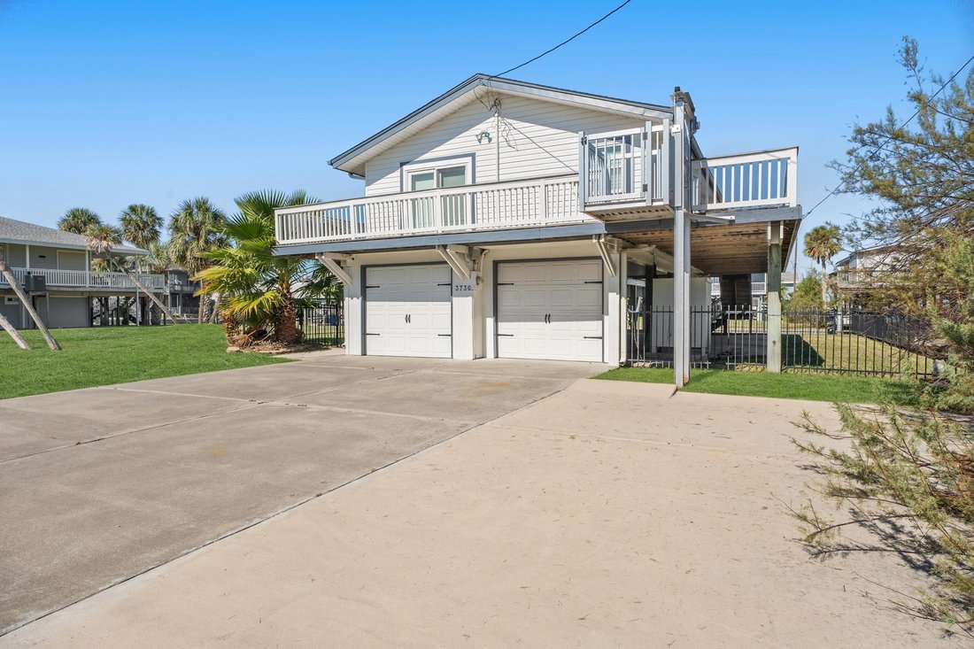House in Galveston, Texas, United States 3 - 17206641
