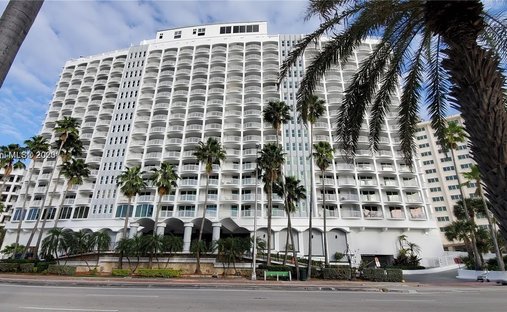 Condo in Miami Beach, Florida, United States 1