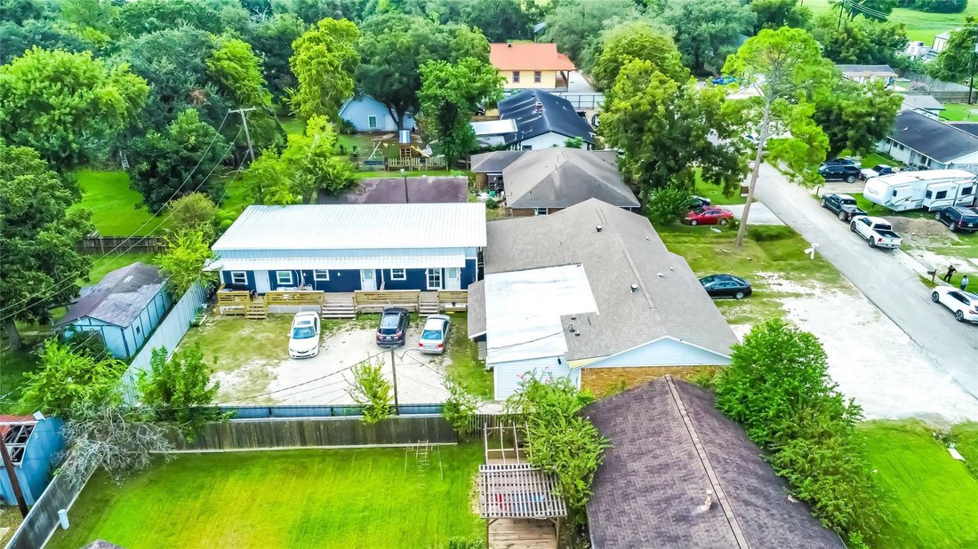 Houston, Texas, United States 5 - 17208177