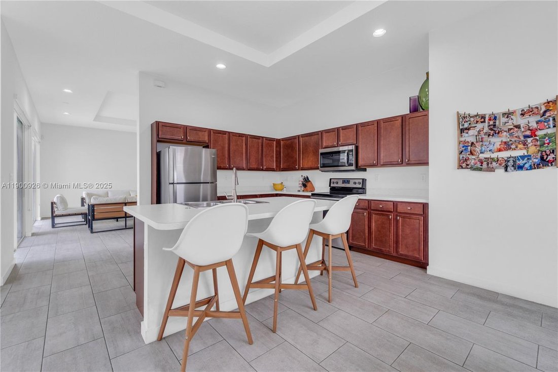House in Miami, Florida, United States 4 - 17203324
