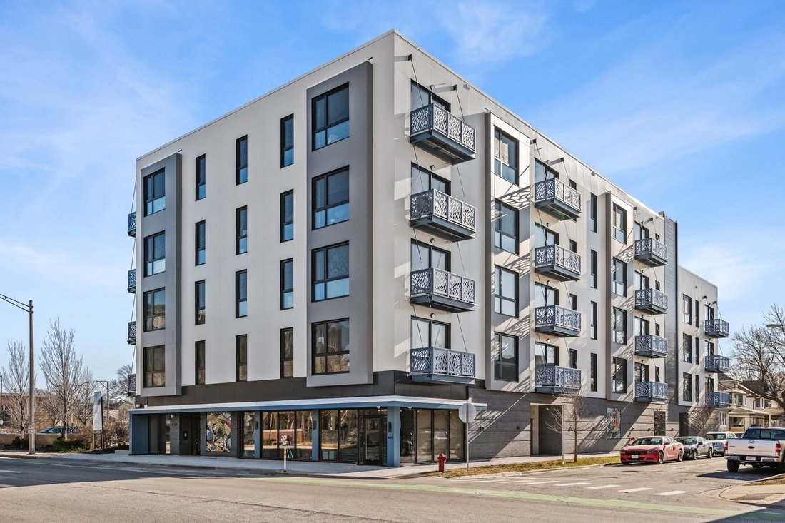 Condo in Oak Park, Illinois, United States 1 - 17204536