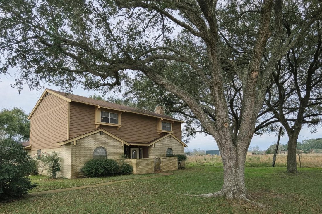 House in Sealy, Texas, United States 2 - 17210655