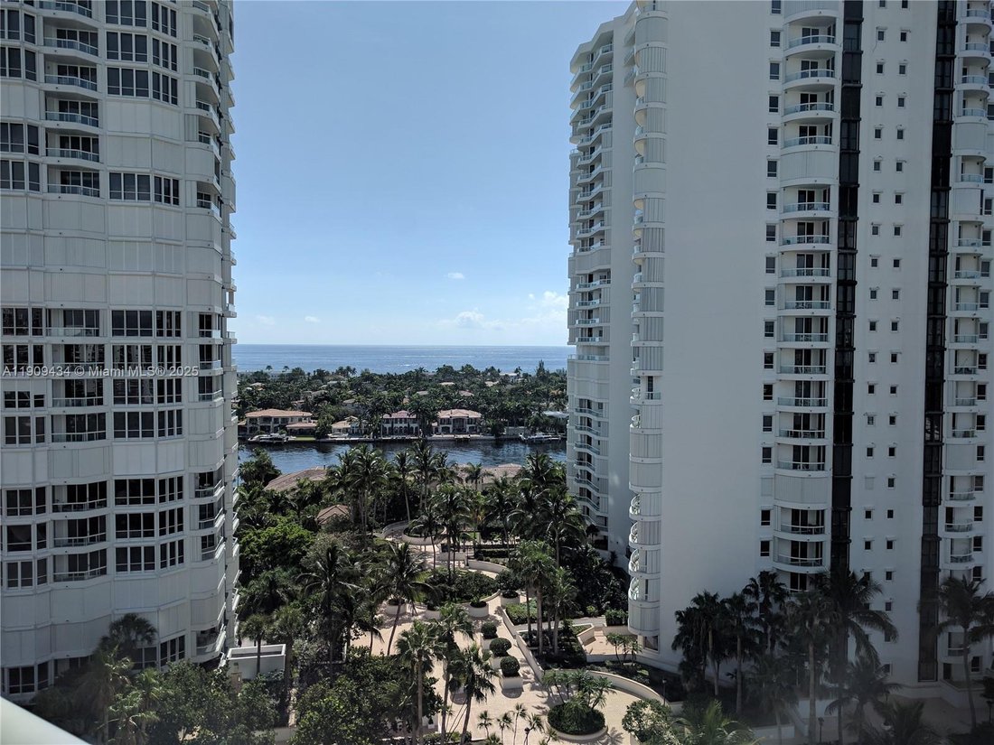 Condo in Aventura, Florida, United States 3 - 17205442