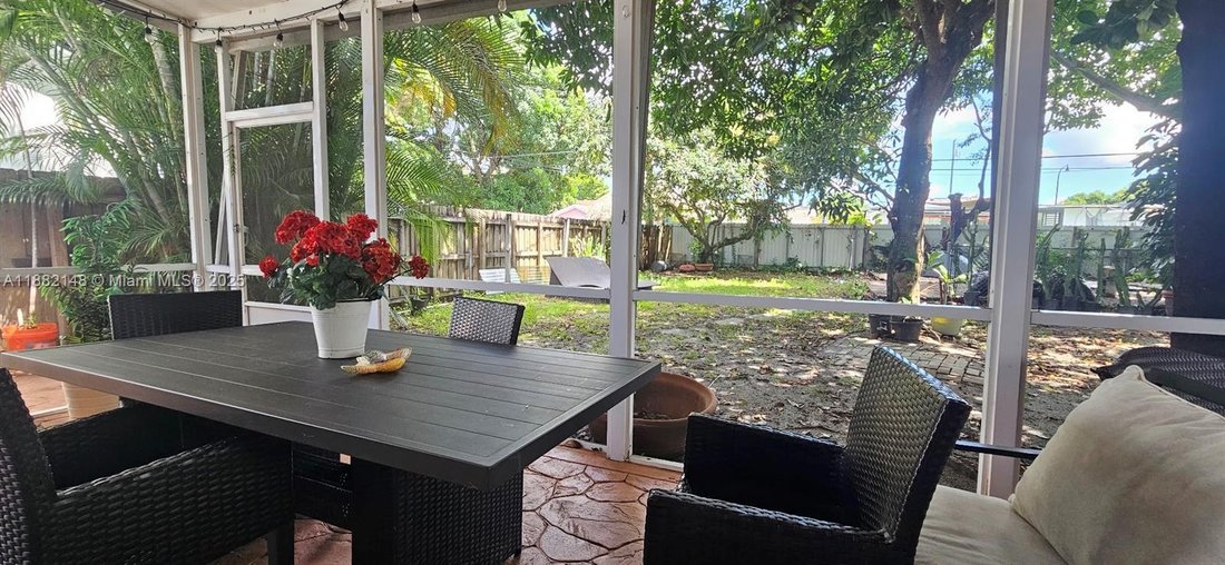 House in Miami, Florida, United States 5 - 17202160