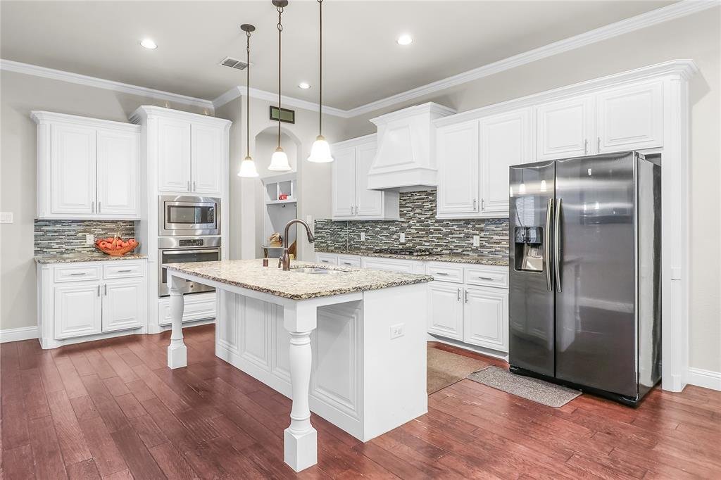 House in Bedford, Texas, United States 5 - 17212873