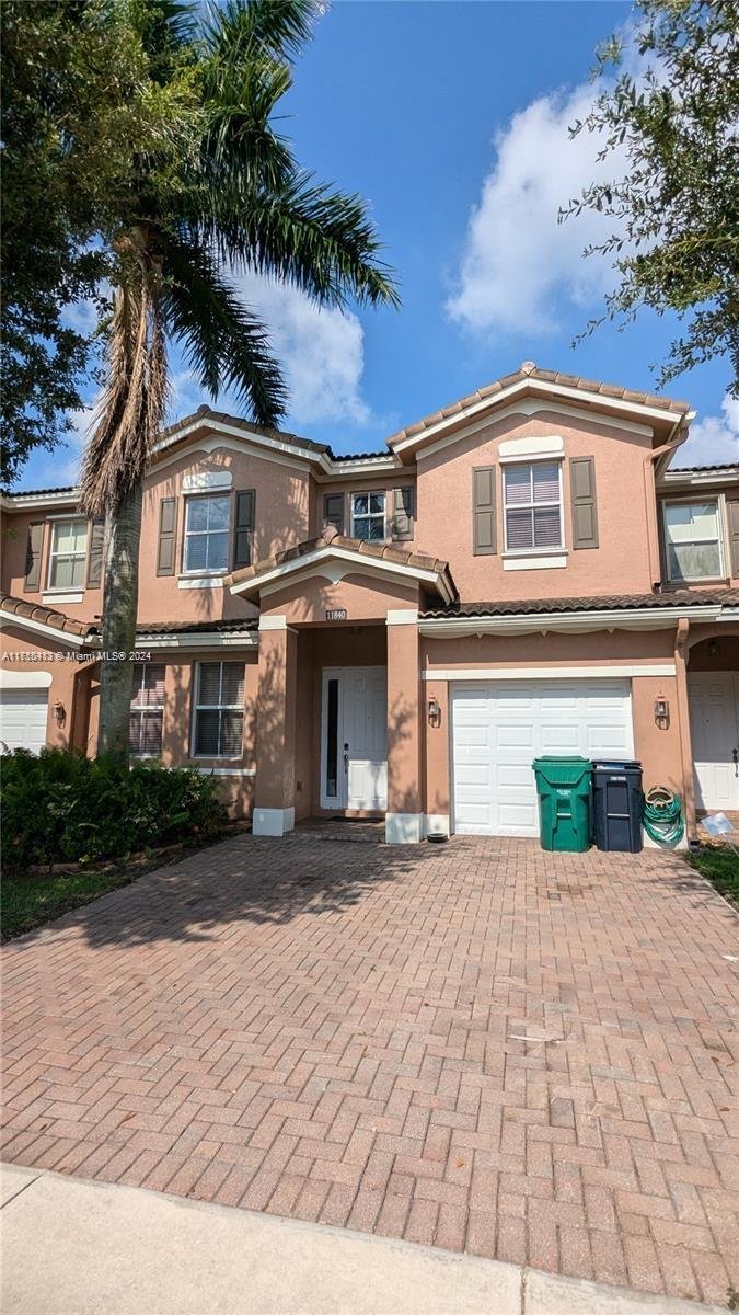 Townhouse in Miami, Florida, United States 1 - 17205374