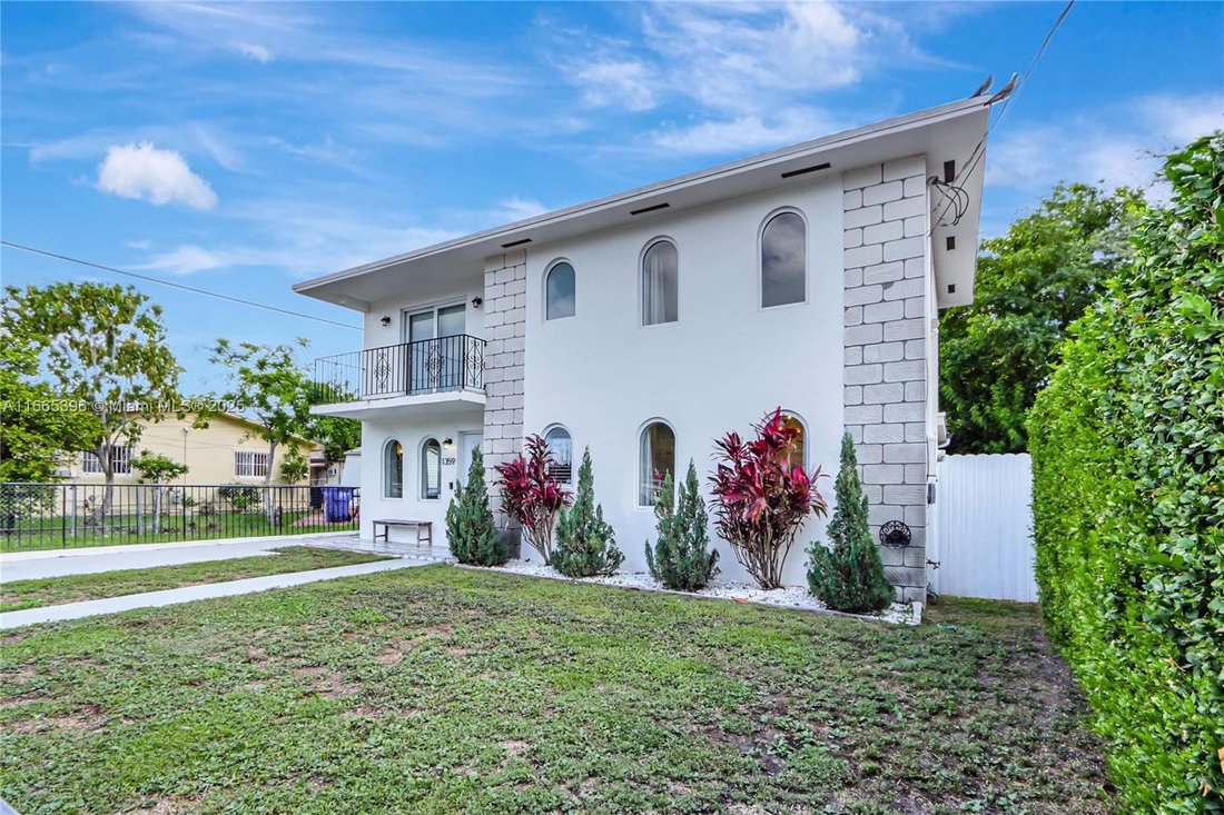 House in Miami, Florida, United States 3 - 17202152