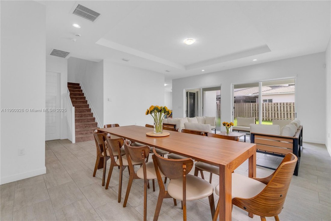 House in Miami, Florida, United States 5 - 17203324