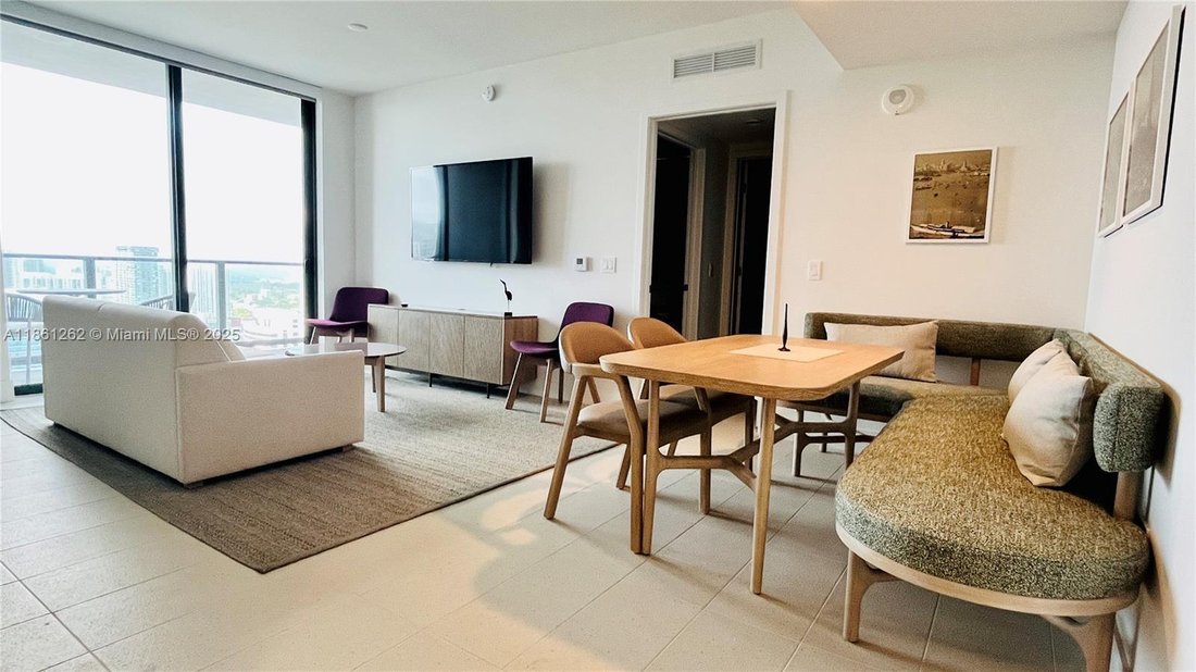 Condo in Miami, Florida, United States 1 - 17205646