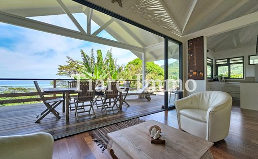 House in Moorea-Maiao, Windward Islands, French Polynesia 1