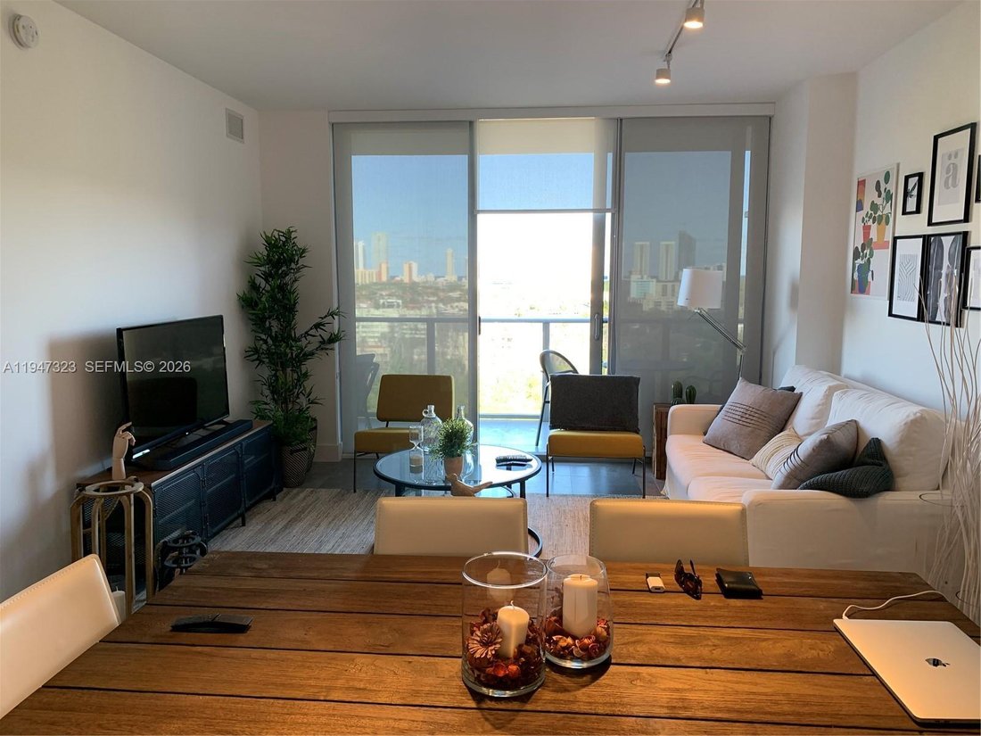 Condo in North Miami Beach, Florida, United States 3 - 17202219