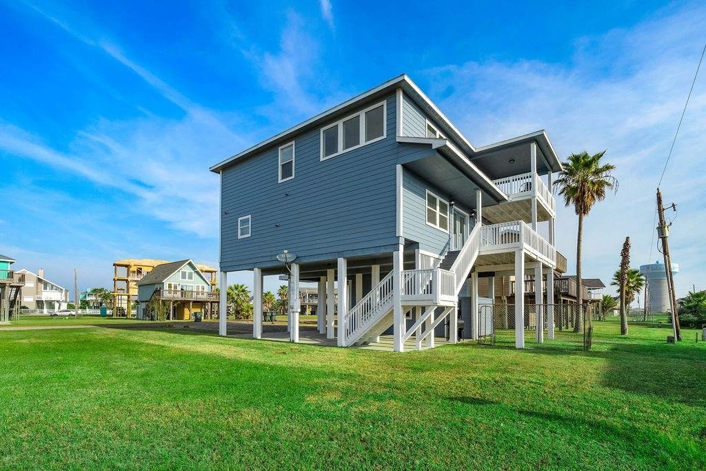 House in Galveston, Texas, United States 2 - 17208709