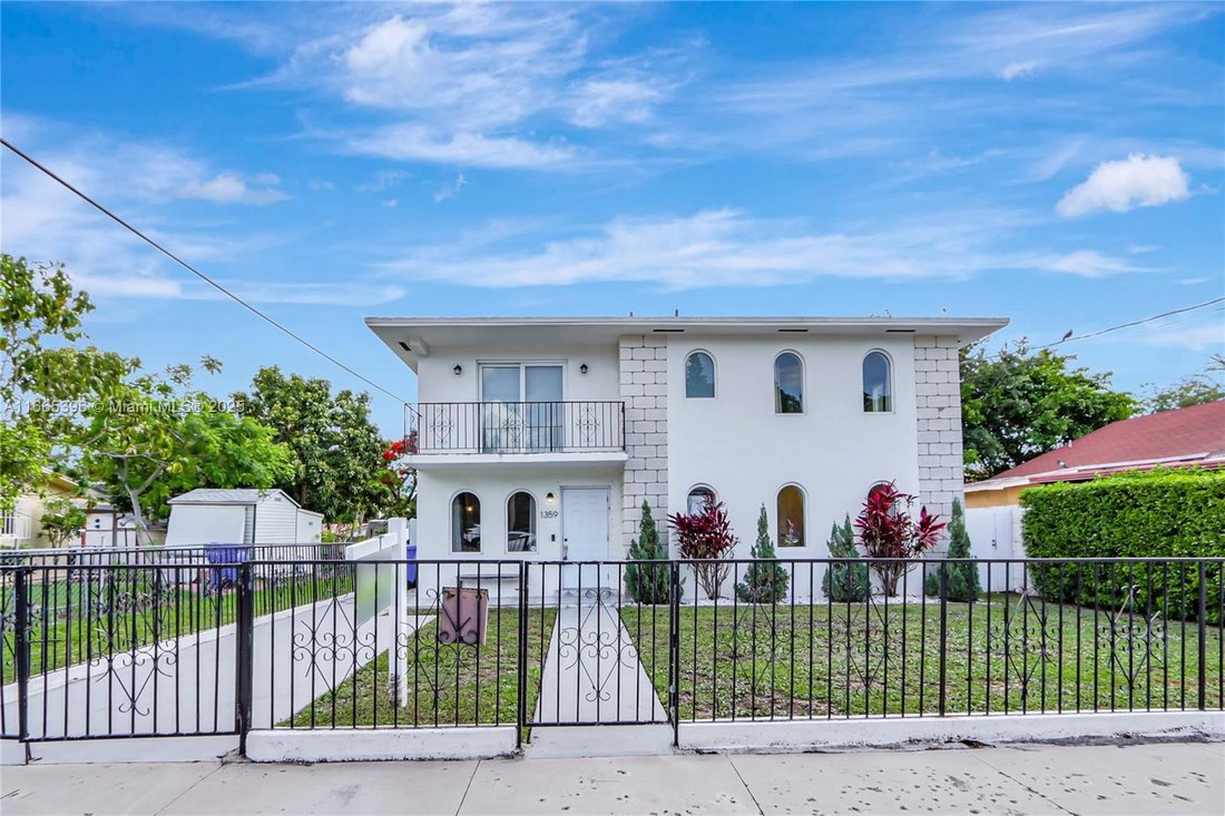House in Miami, Florida, United States 1 - 17202152
