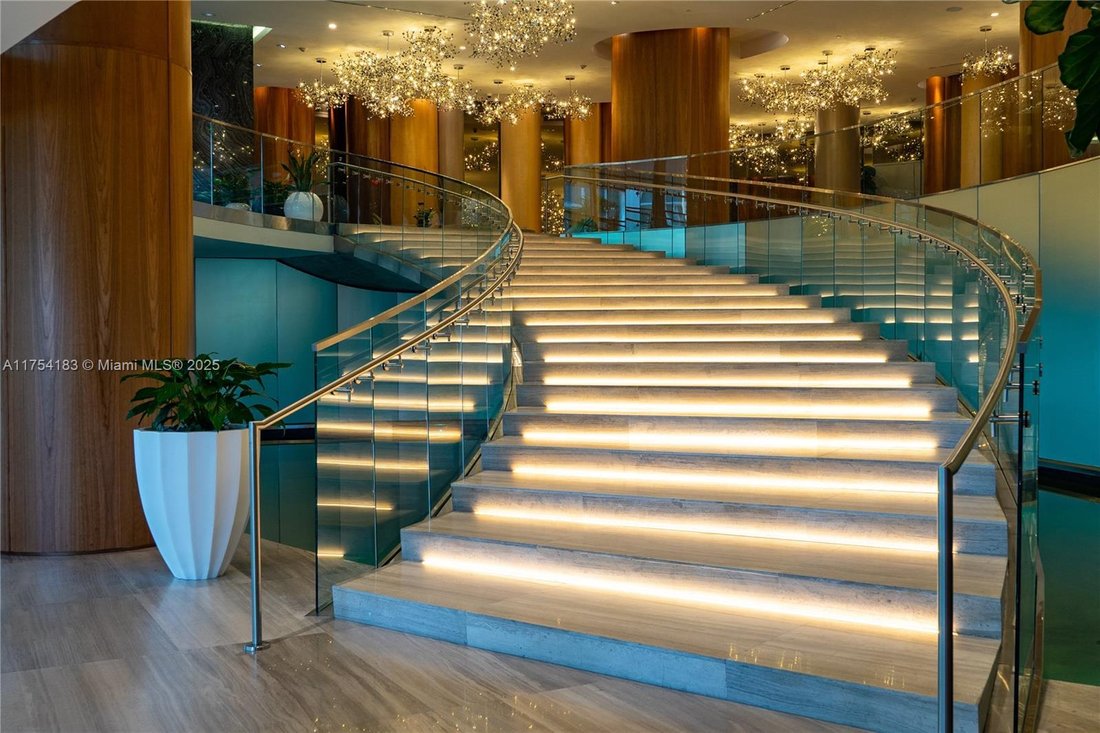 Condo in Miami, Florida, United States 2 - 17202387