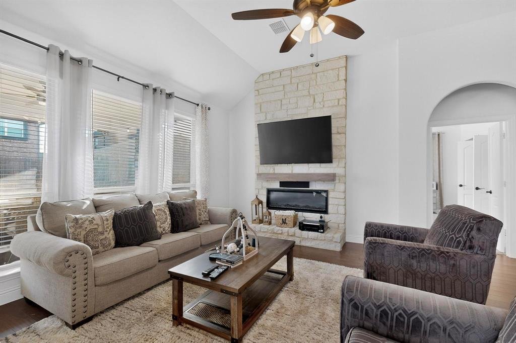 House in Waxahachie, Texas, United States 5 - 17211572
