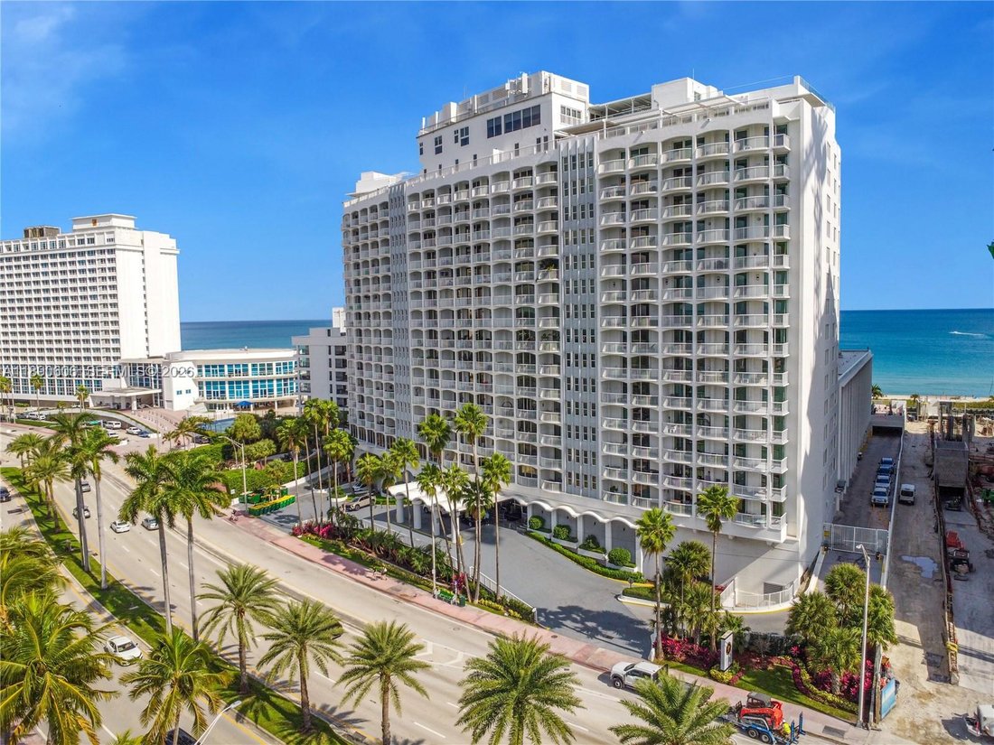 Condo in Miami Beach, Florida, United States 1 - 17202861