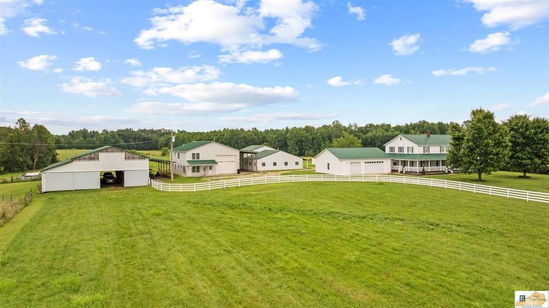 Farm Ranch in Center, Kentucky, United States 3 - 17211188
