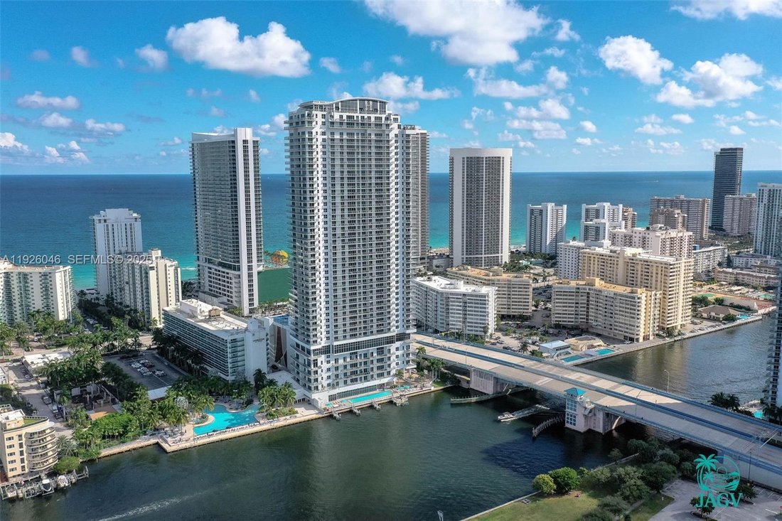 Condo in Hollywood, Florida, United States 3 - 17204145