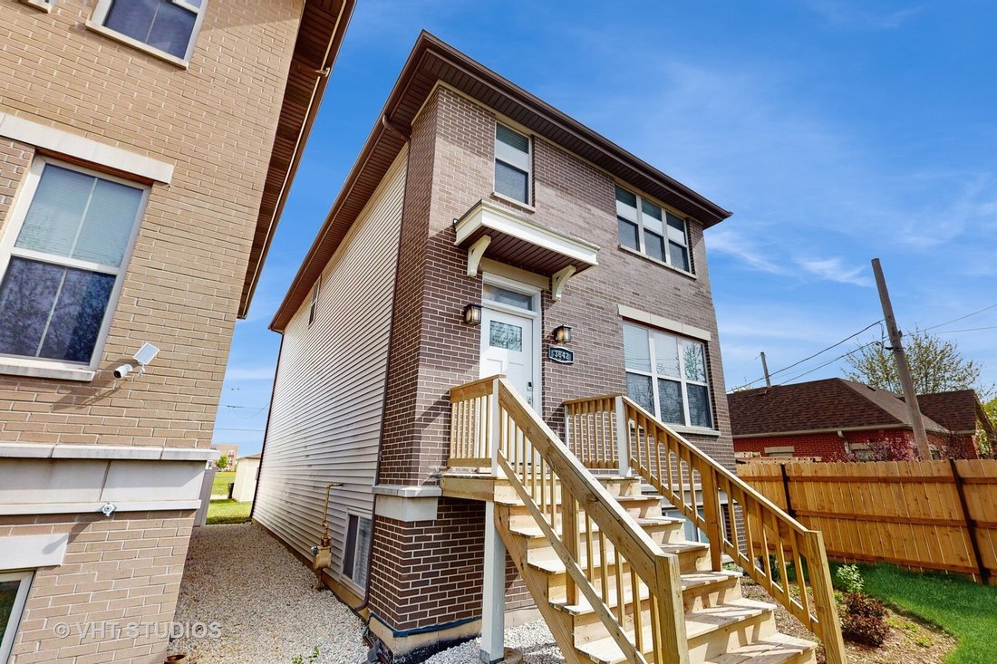 House in Chicago, Illinois, United States 2 - 17206422