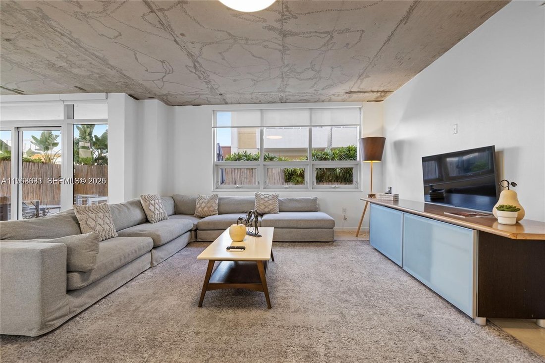 Condo in Miami, Florida, United States 3 - 17203066