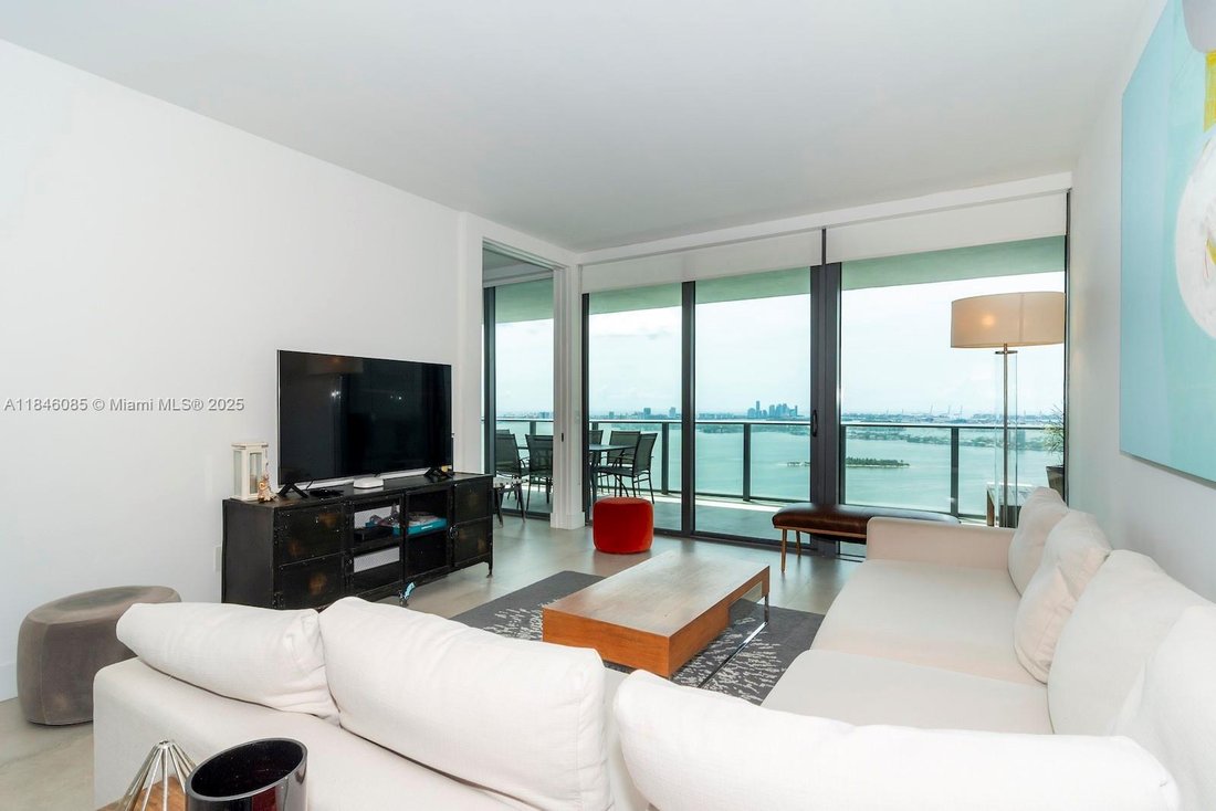 Condo in Miami, Florida, United States 5 - 17205687