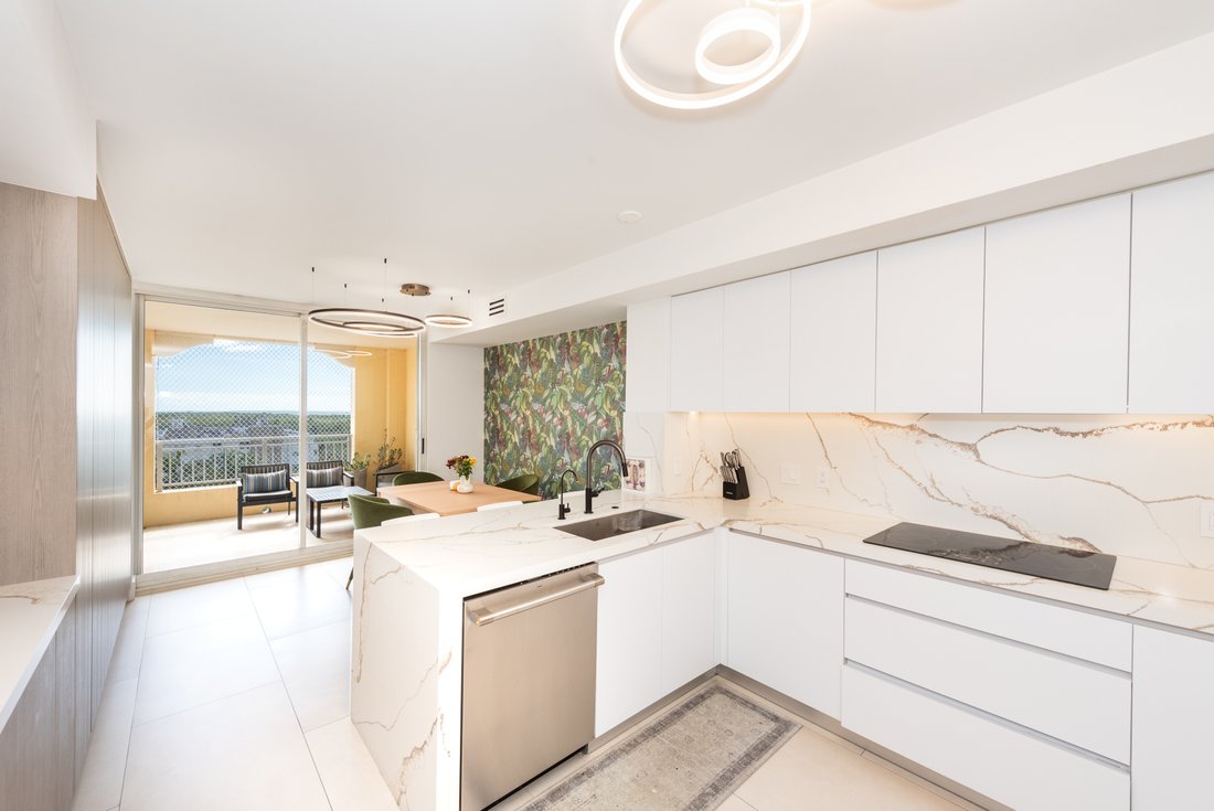 Condo in Key Biscayne, Florida, United States 5 - 17207340