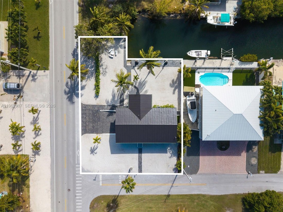 House in Big Pine Key, Florida, United States 1 - 17205419