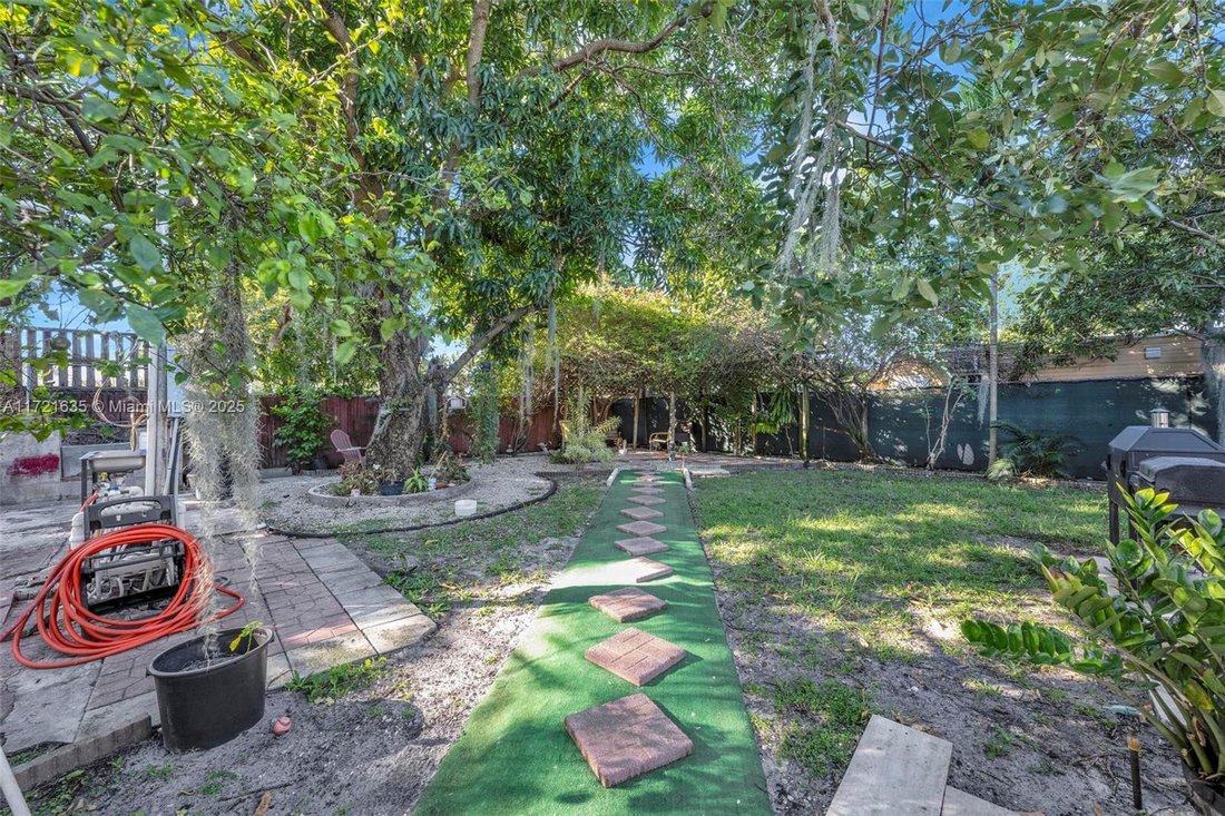Haus in Hialeah, Florida, Vereinigte Staaten 4 - 17206152