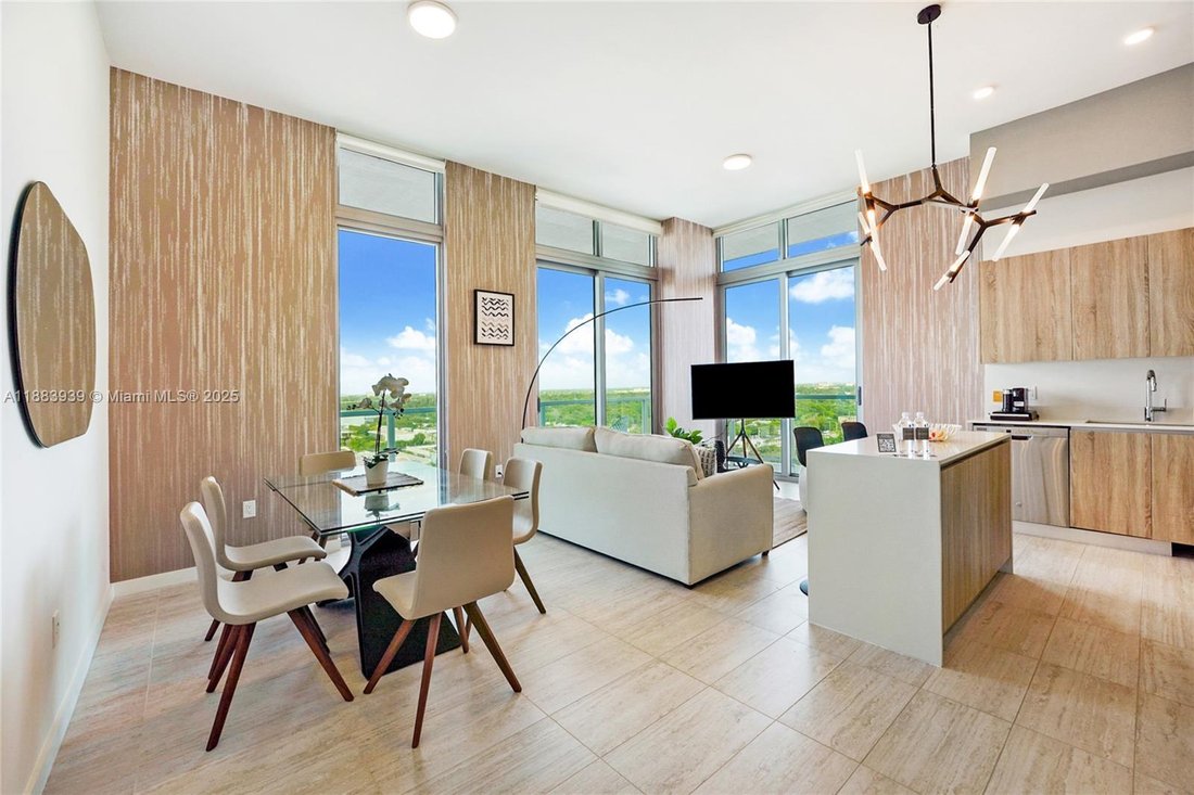 Condo in Miami, Florida, United States 1 - 17203408