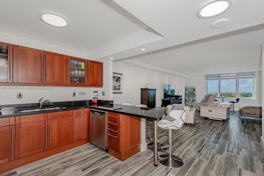 Condo in Miami Beach, Florida, United States 2 - 17202471