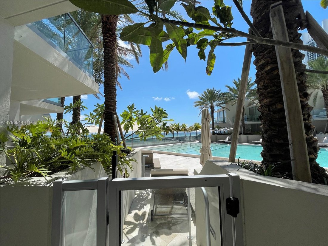 Condo in Sunny Isles Beach, Florida, United States 1 - 17203131