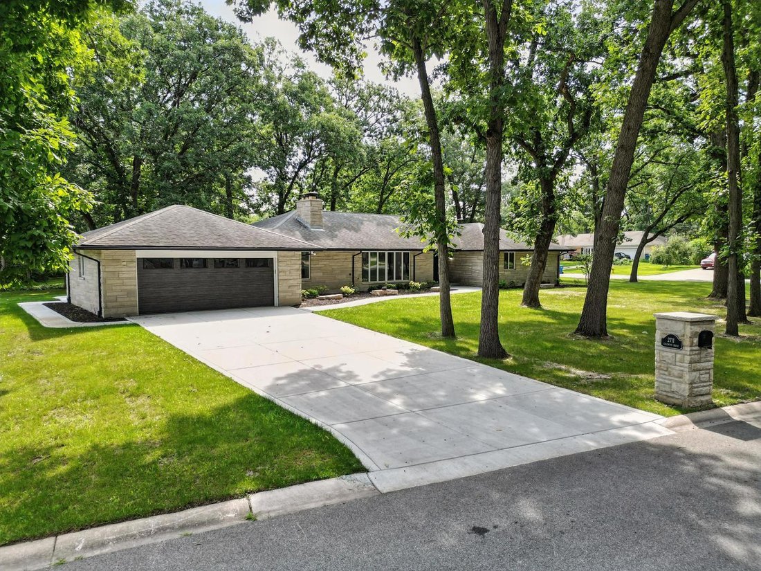 House in Dyer, Indiana, United States 1 - 17204051