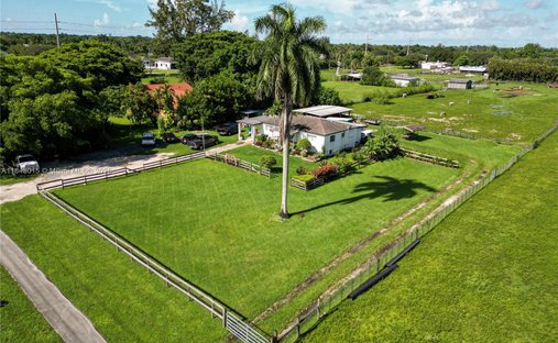 House in Davie, Florida, United States 1