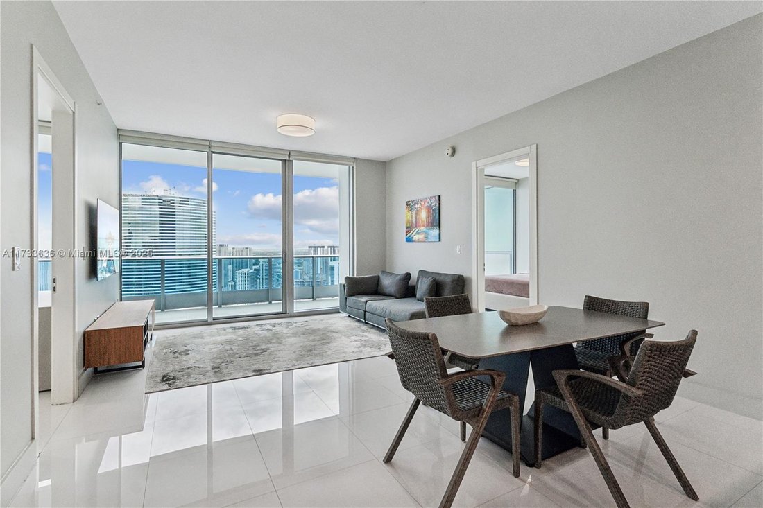 Condo in Miami, Florida, United States 2 - 17203016